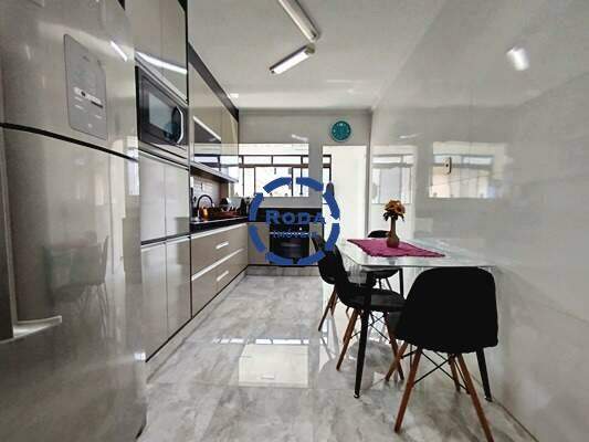 Apartamento à venda no Embaré: