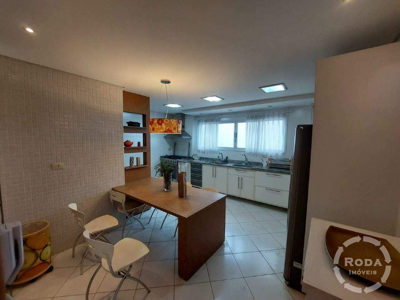 Apartamento à venda no Ponta da Praia: 