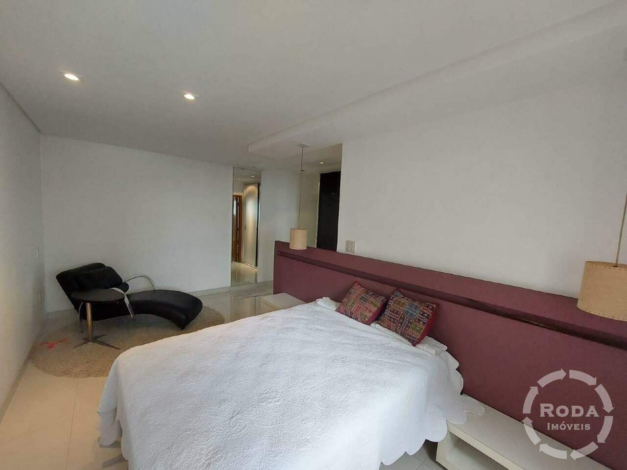 Apartamento à venda no Ponta da Praia: 