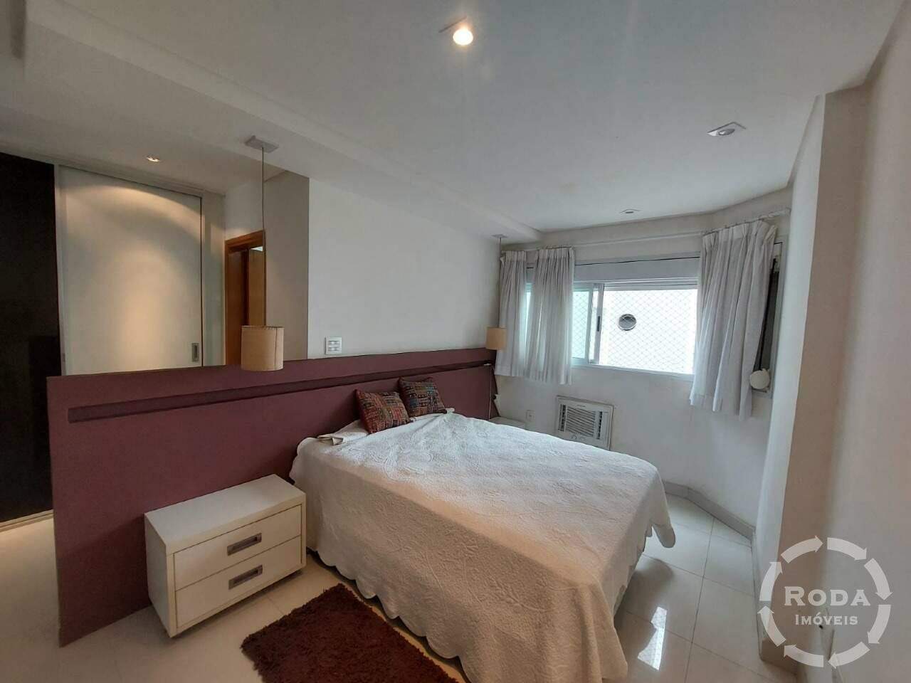 Apartamento à venda no Ponta da Praia: 