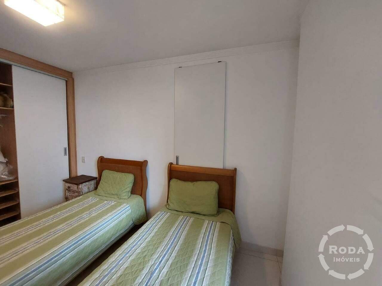 Apartamento à venda no Ponta da Praia: 