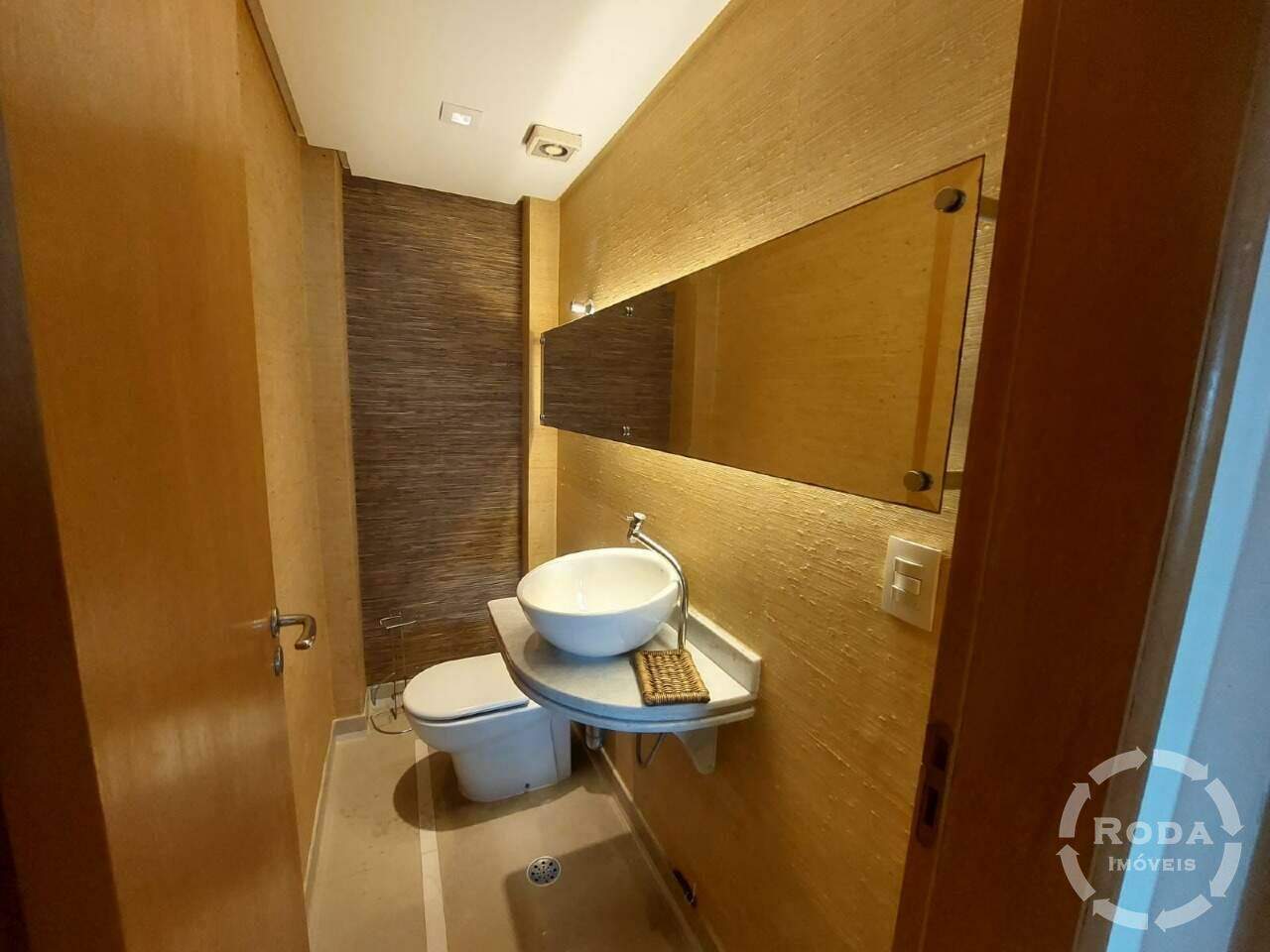 Apartamento à venda no Ponta da Praia: 