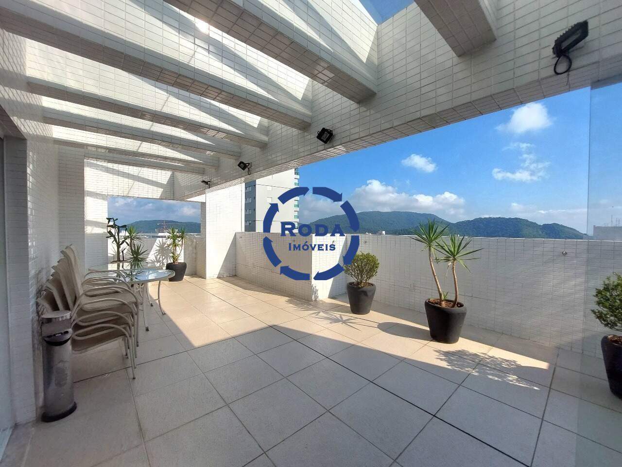 Apartamento à venda no Ponta da Praia: