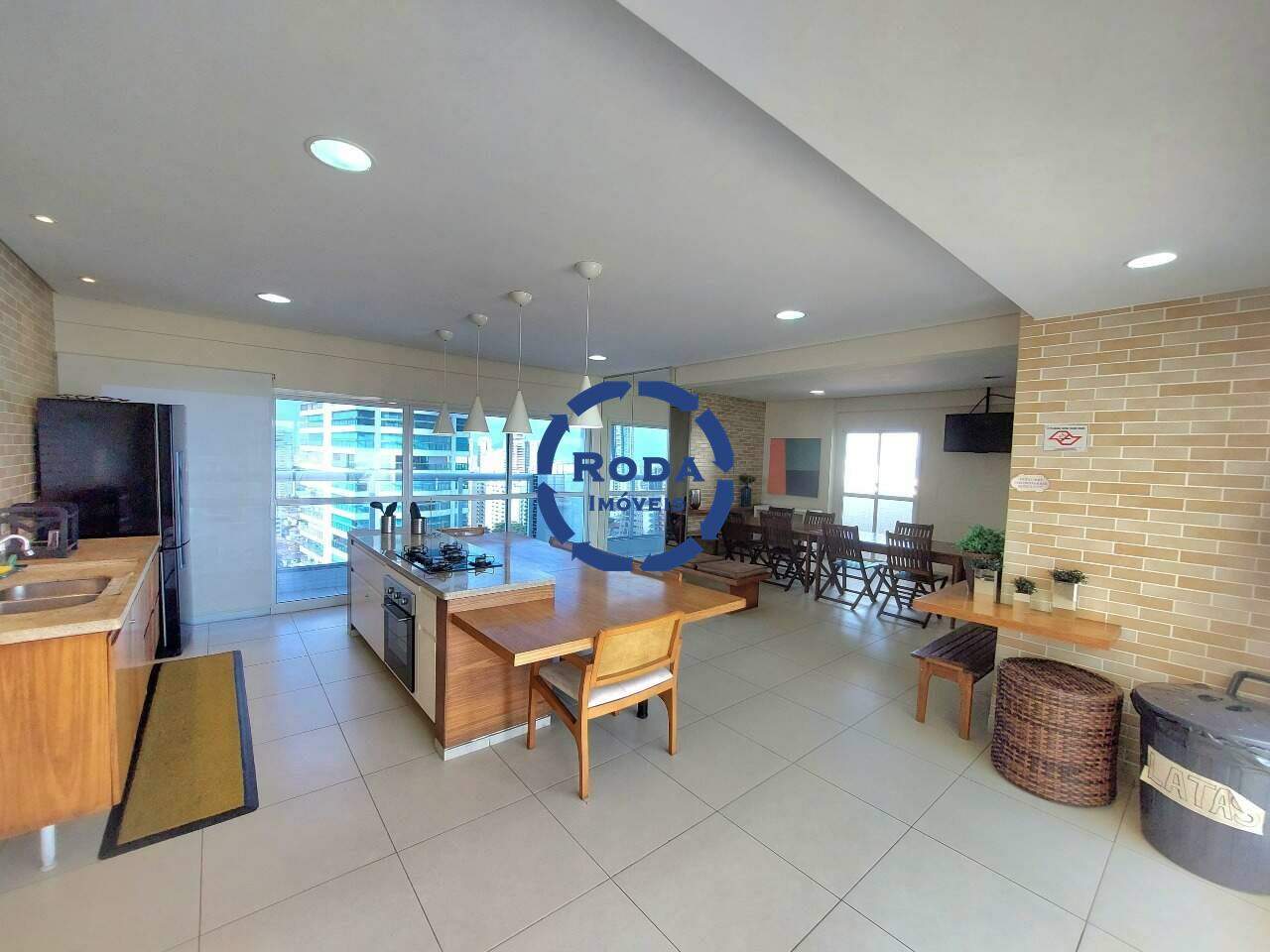 Apartamento à venda no Ponta da Praia: