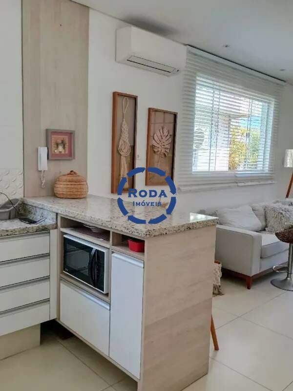 Casa à venda no Embaré: 
