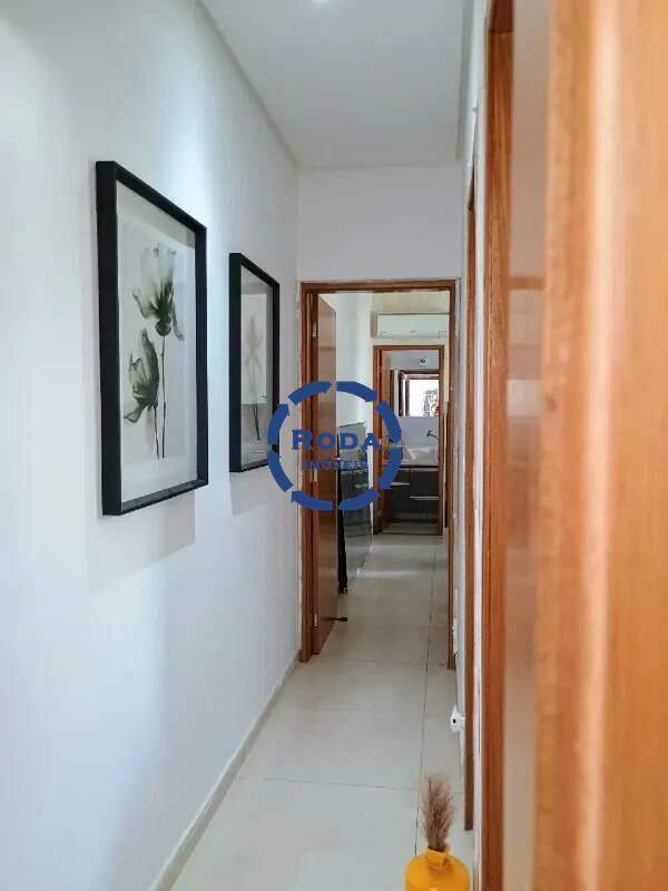 Casa à venda no Embaré: 