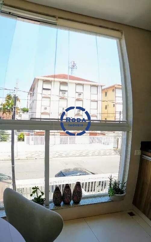Casa à venda no Embaré: 