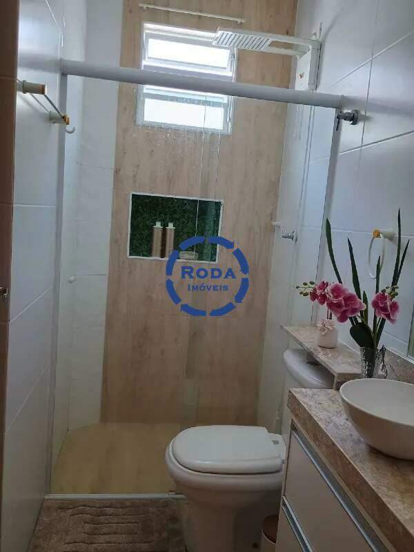 Casa à venda no Embaré: 