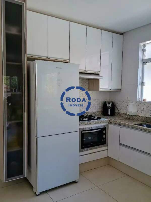 Casa à venda no Embaré: 