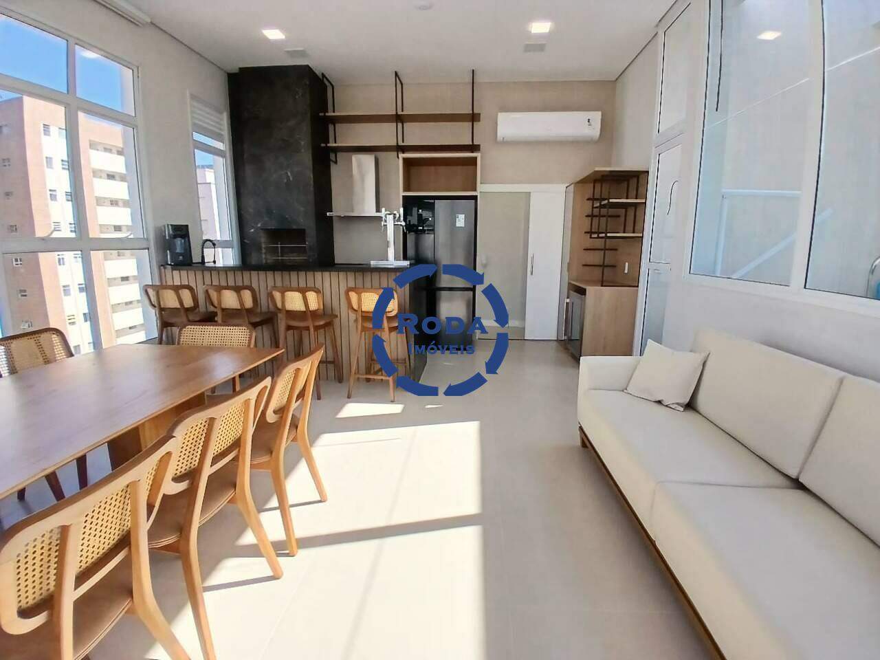 Cobertura Duplex à venda no Embaré: