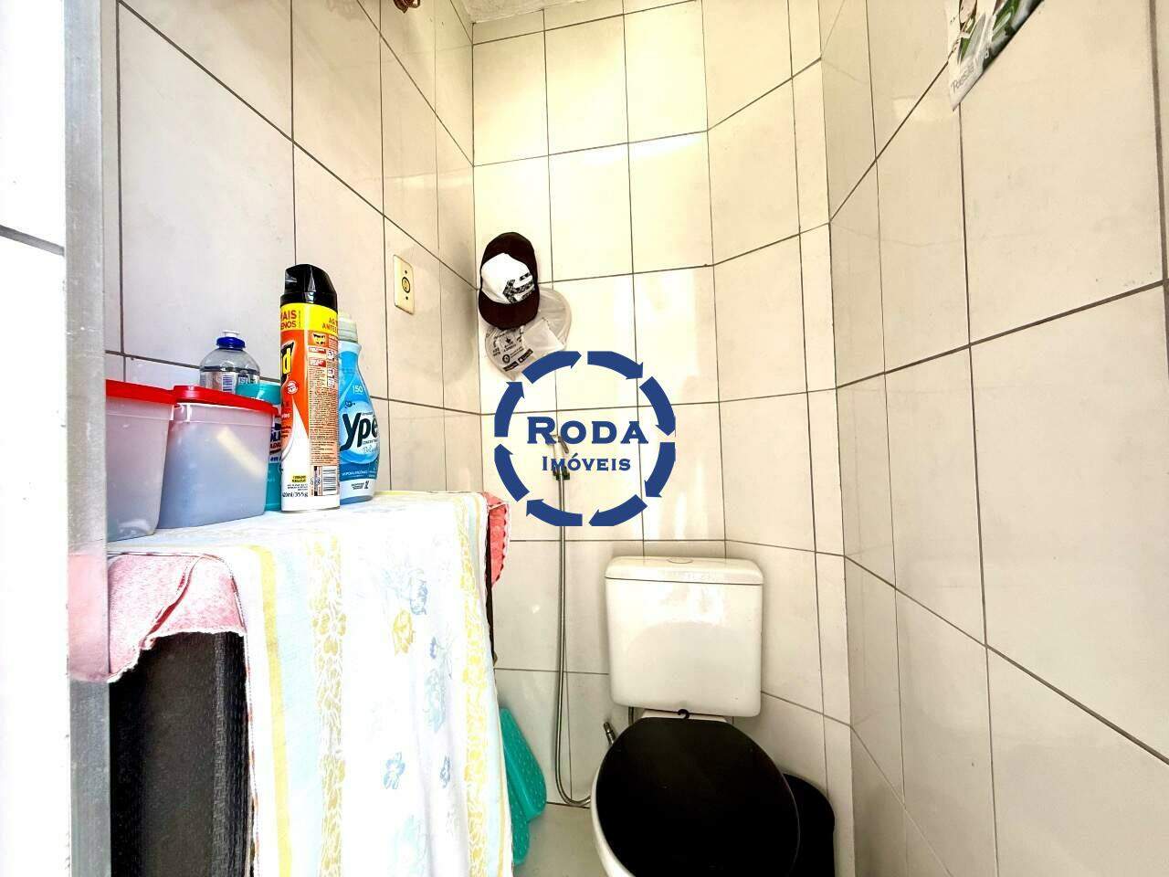 Sobrado Geminado à venda no Macuco: 