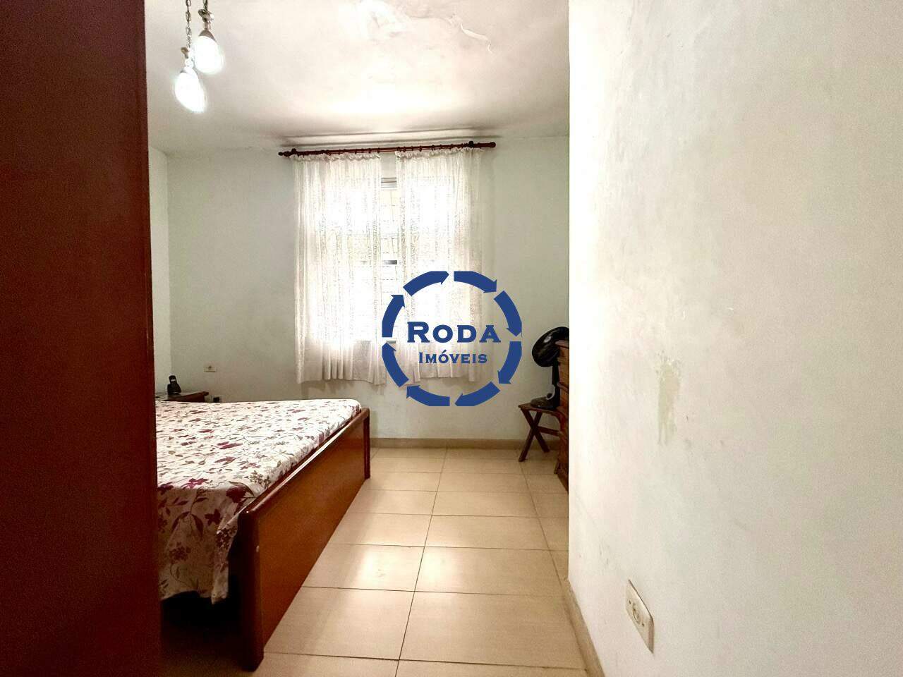 Sobrado Geminado à venda no Macuco: 
