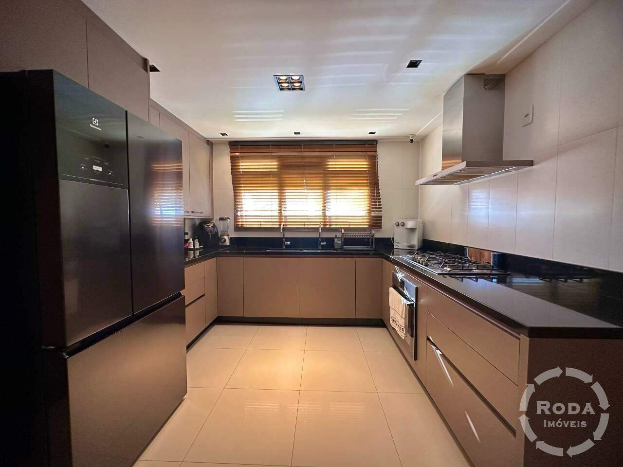 Apartamento à venda no Ponta da Praia: 