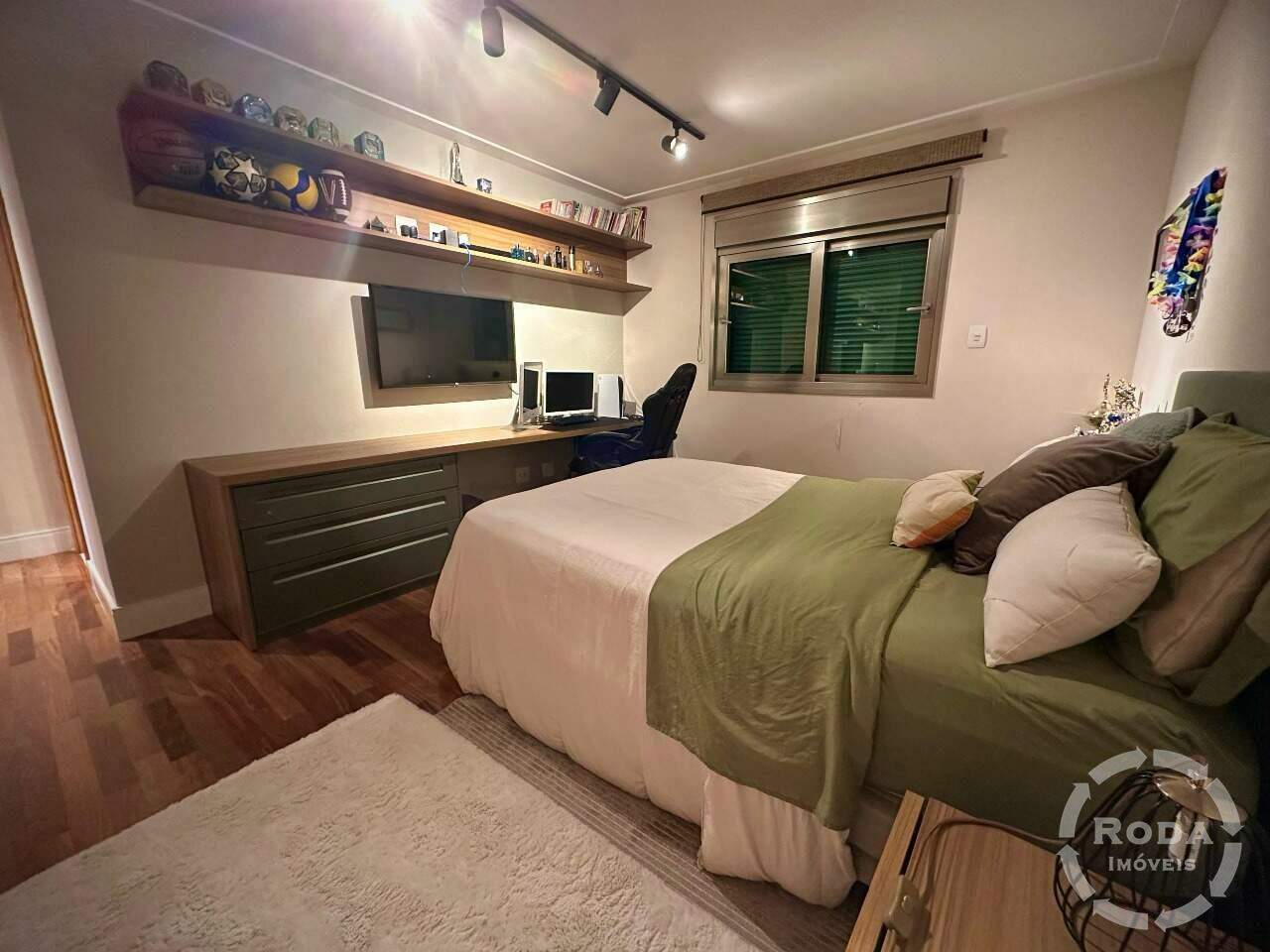 Apartamento à venda no Ponta da Praia: 