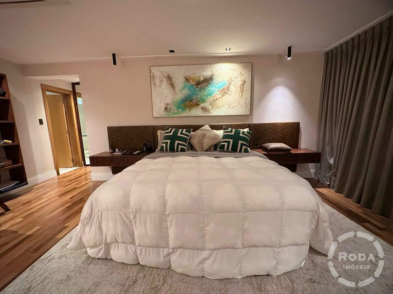 Apartamento à venda no Ponta da Praia: 