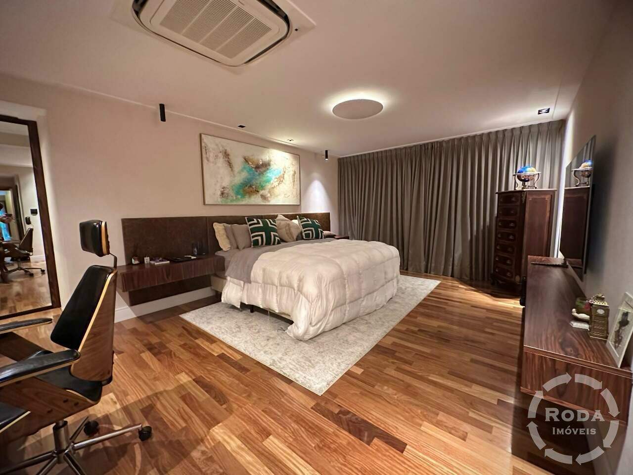 Apartamento à venda no Ponta da Praia: 