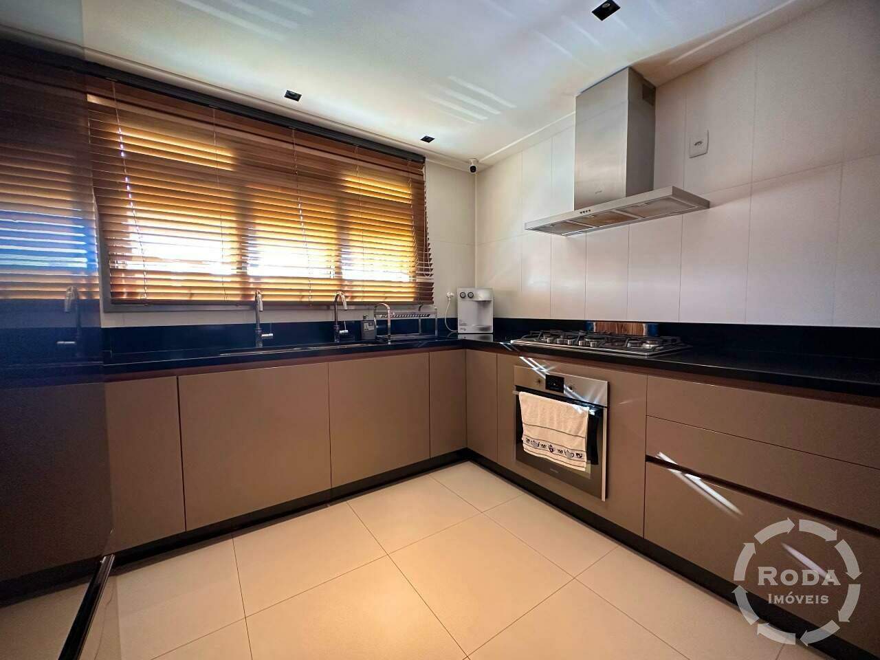 Apartamento à venda no Ponta da Praia: 