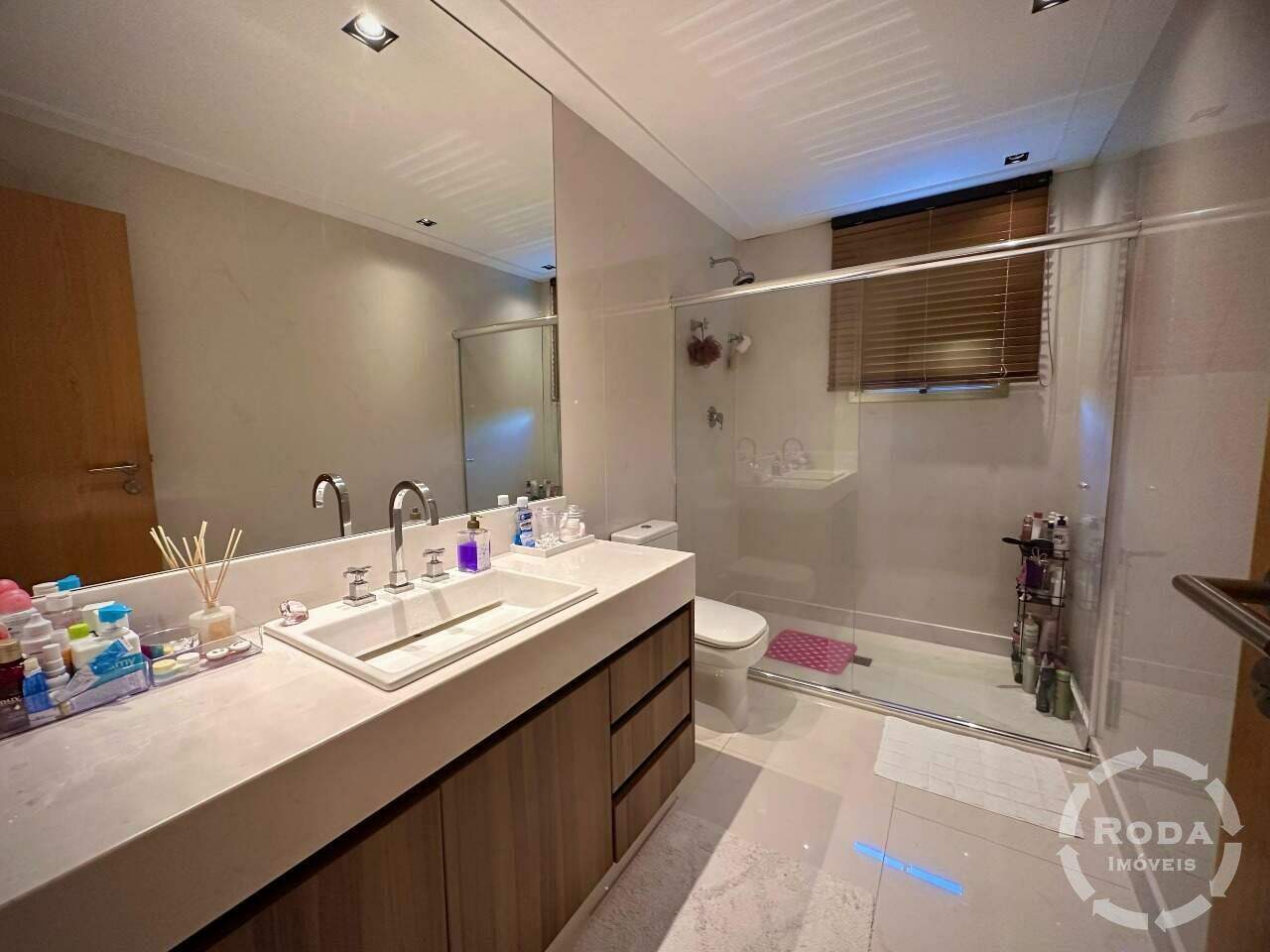 Apartamento à venda no Ponta da Praia: 