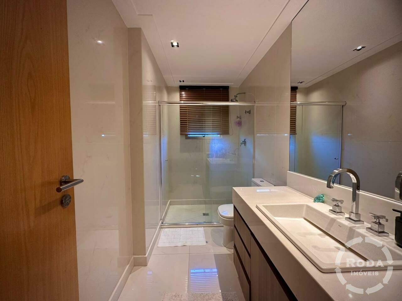 Apartamento à venda no Ponta da Praia: 
