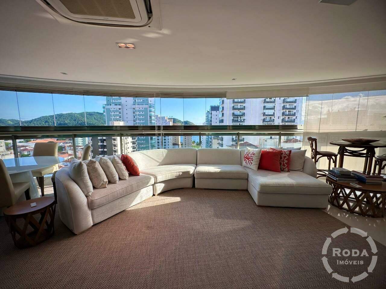 Apartamento à venda no Ponta da Praia: