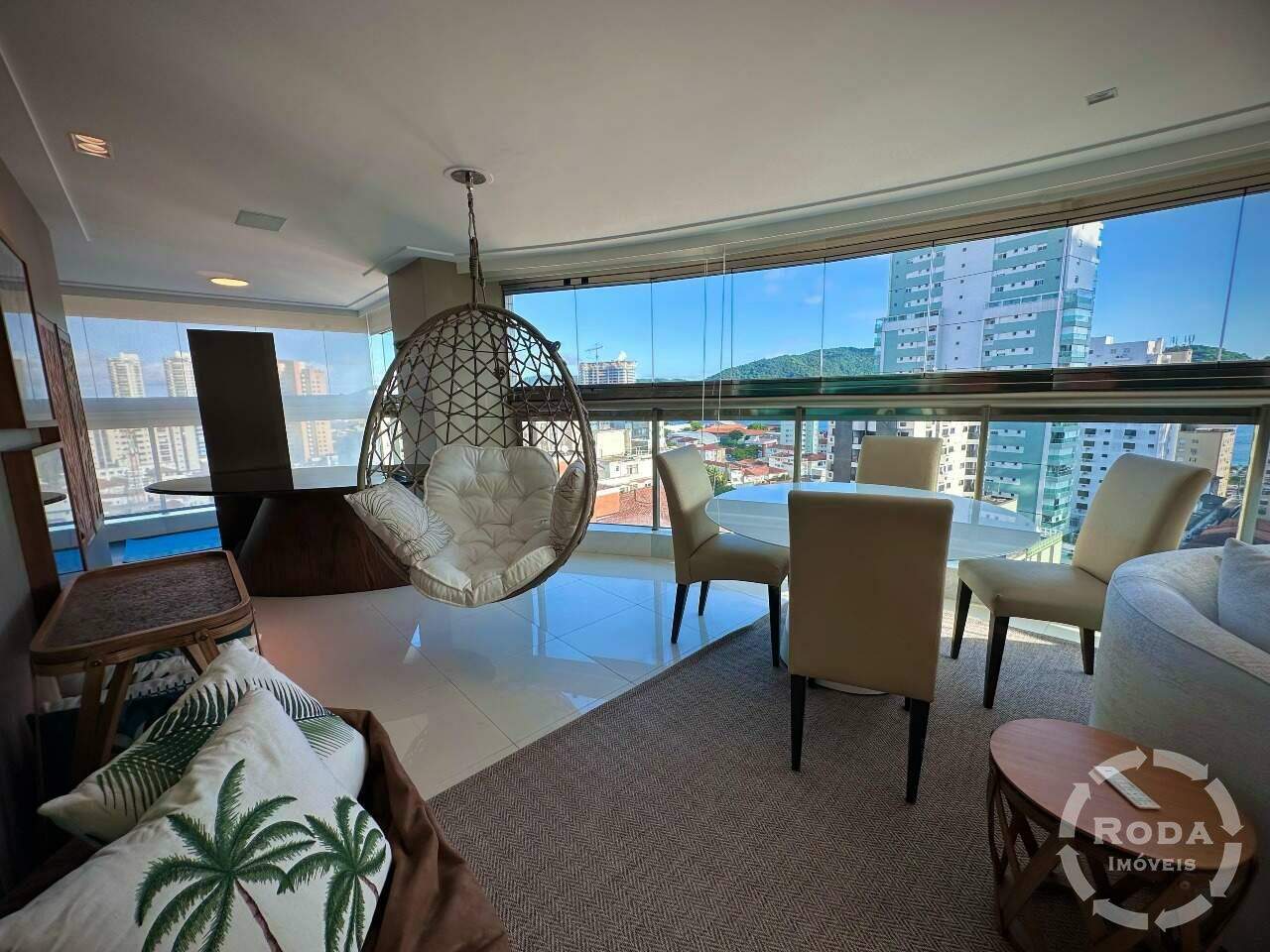 Apartamento à venda no Ponta da Praia:
