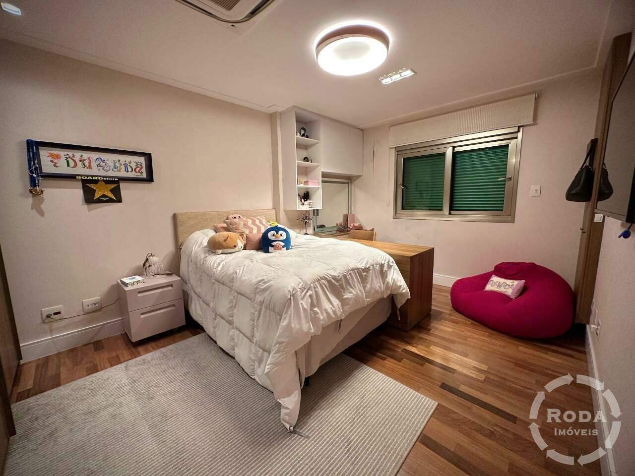 Apartamento à venda no Ponta da Praia: 