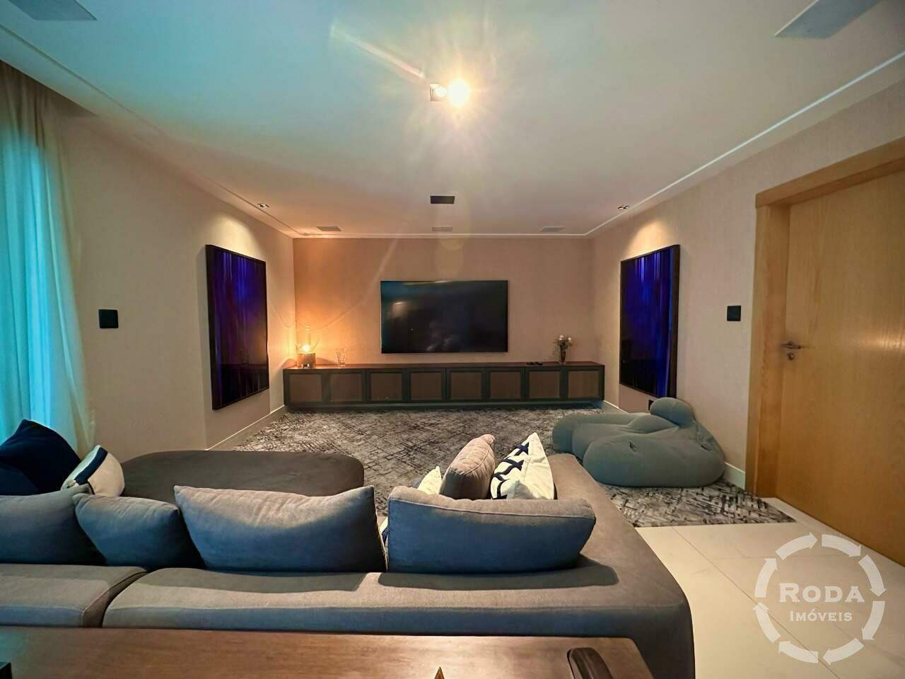 Apartamento à venda no Ponta da Praia: 