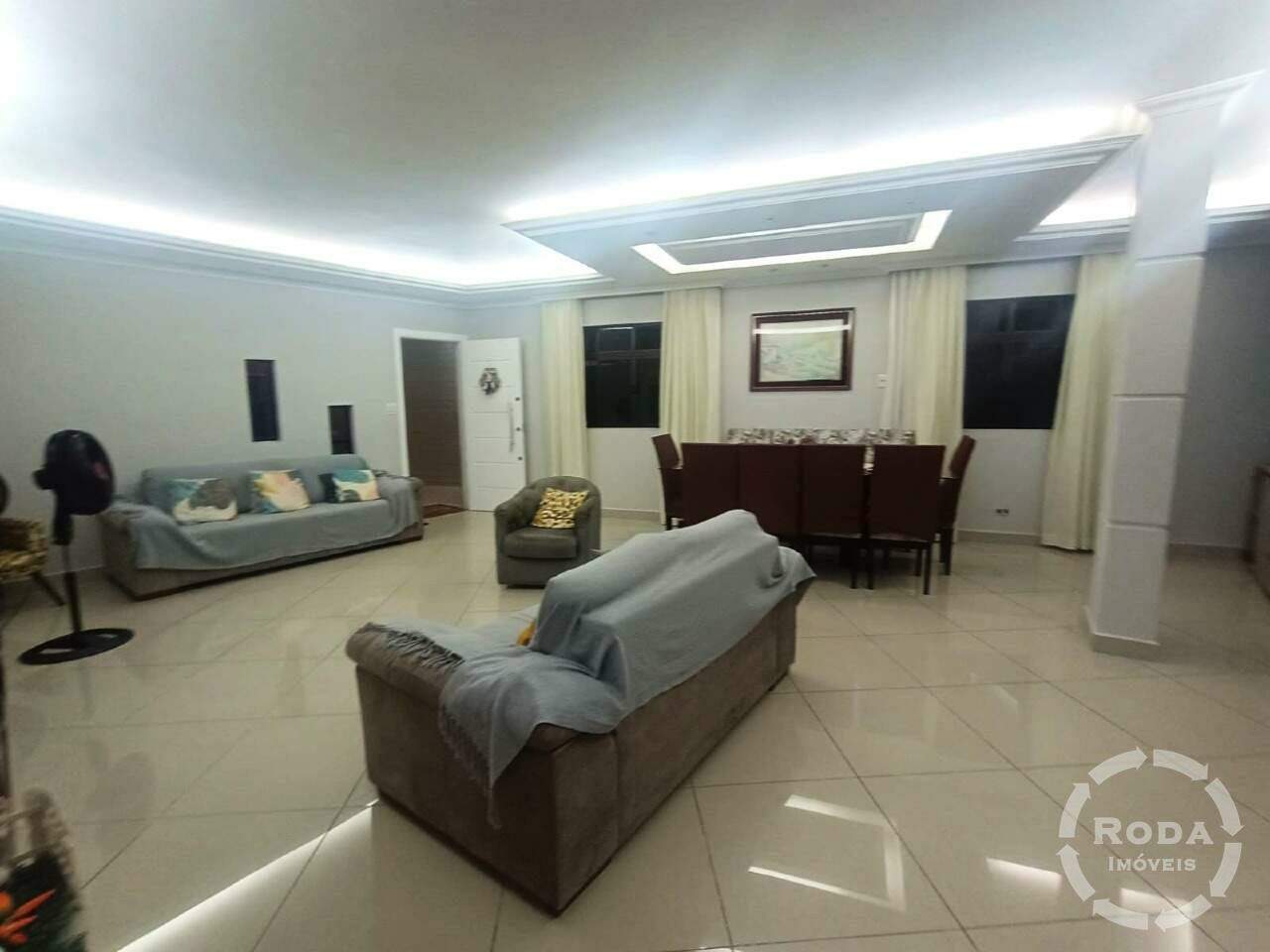 Casa à venda no Ponta da Praia: 