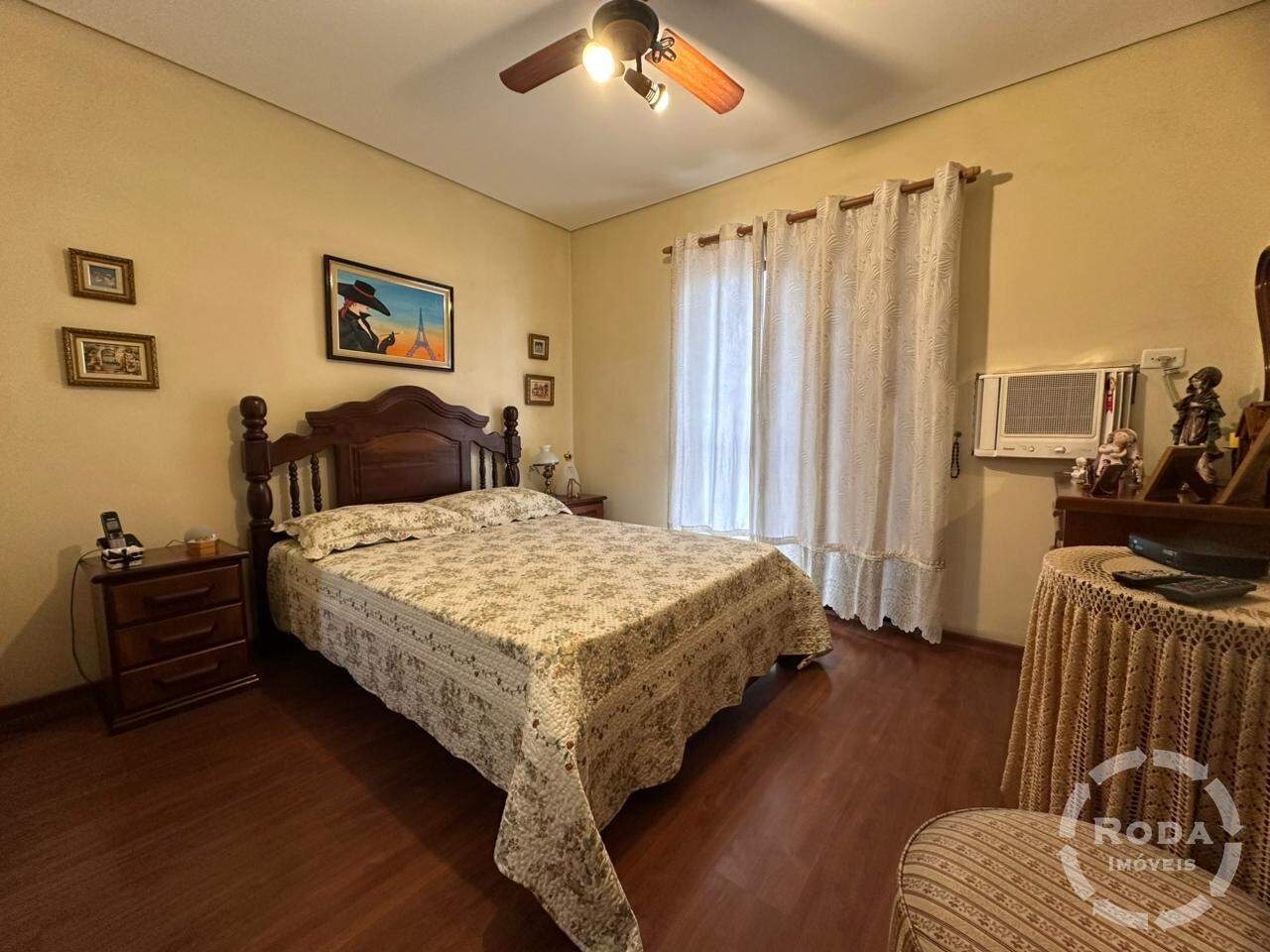 Apartamento à venda no Embaré: 