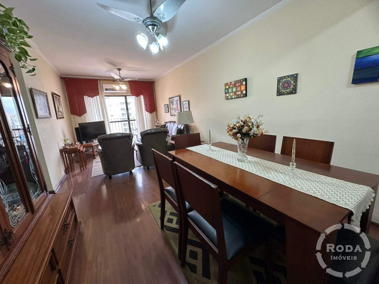 Apartamento à venda no Embaré: 