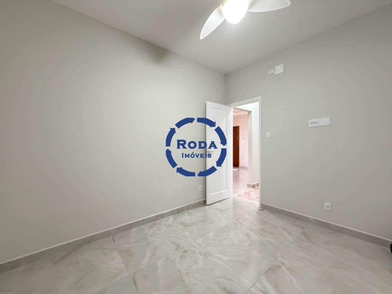 Apartamento à venda no Embaré: 