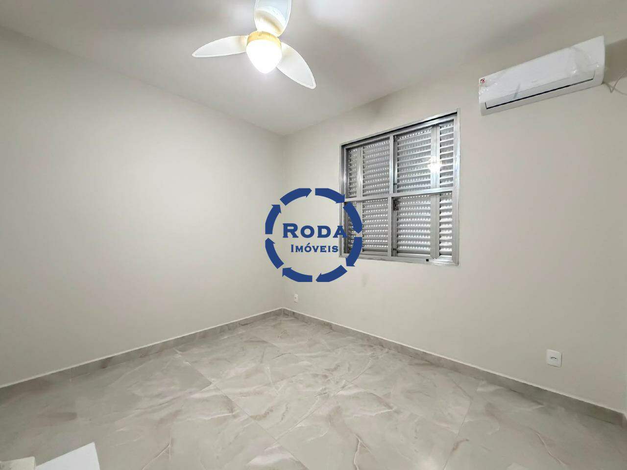 Apartamento à venda no Embaré: 