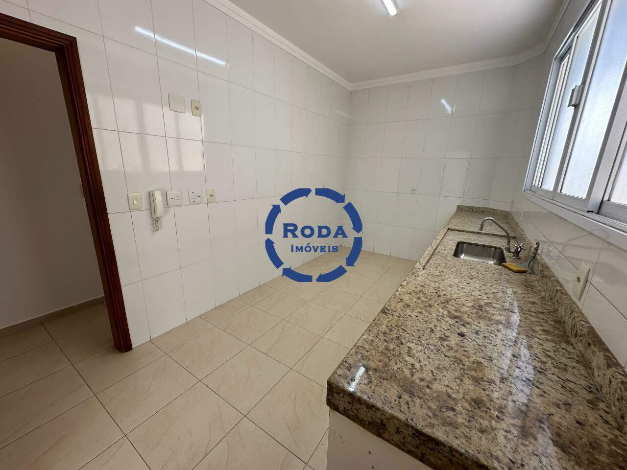 Casa à venda no Ponta da Praia: 