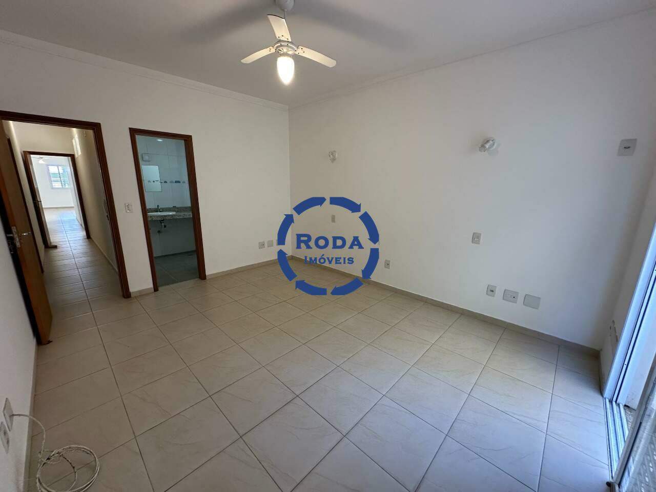 Casa à venda no Ponta da Praia: 