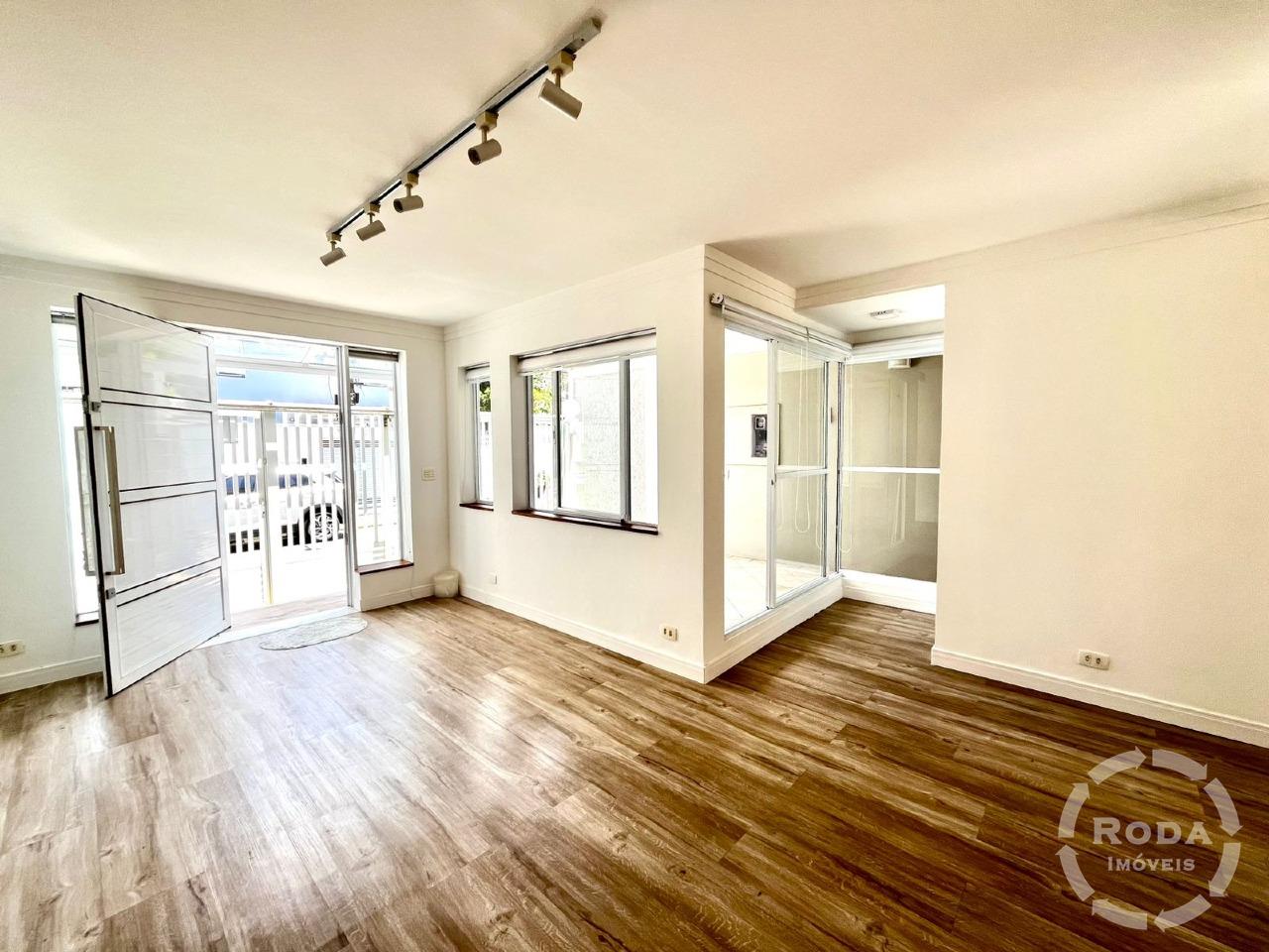 Casa à venda no Ponta da Praia: sala 