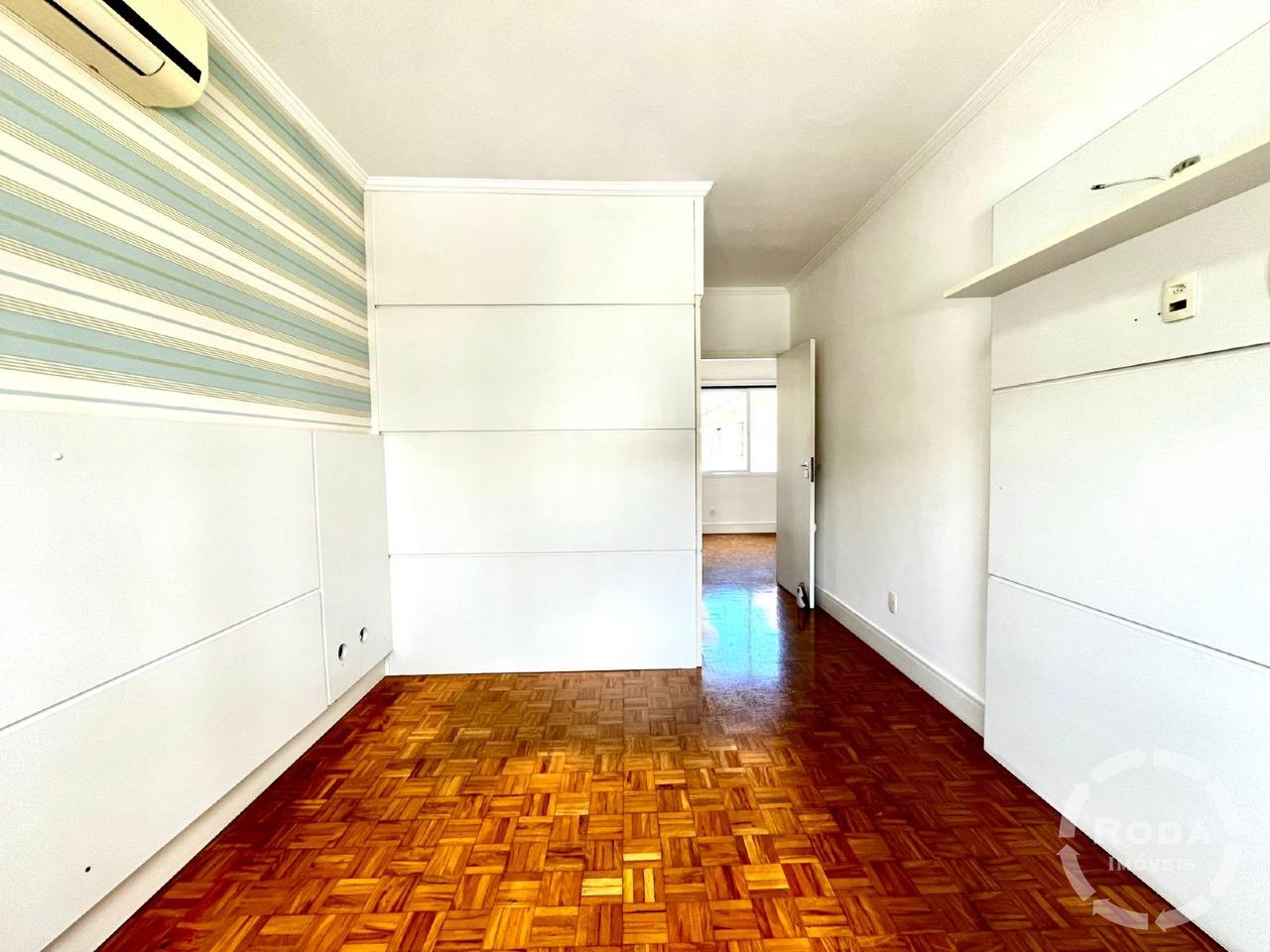 Casa à venda no Ponta da Praia: quarto