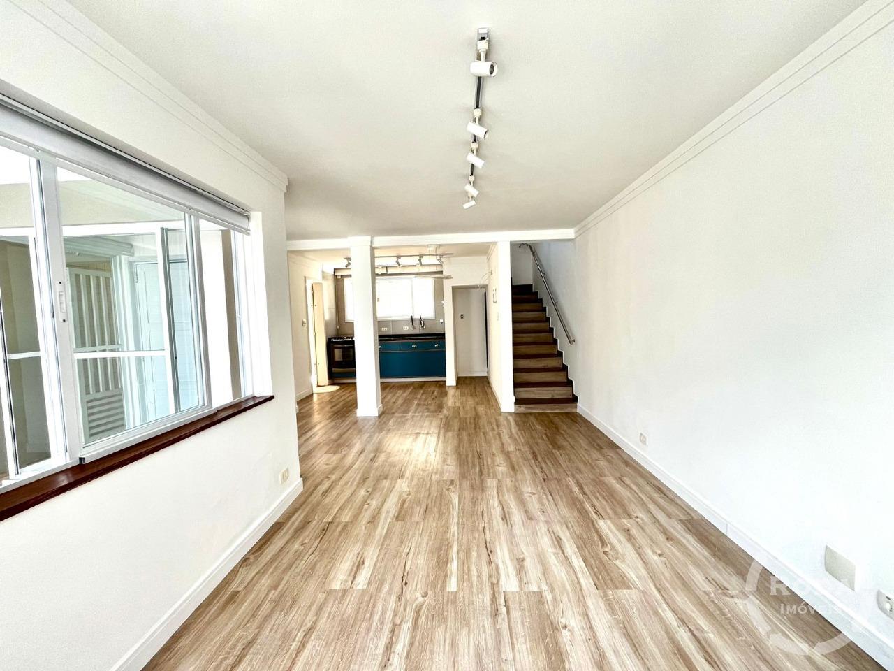 Casa à venda no Ponta da Praia: sala