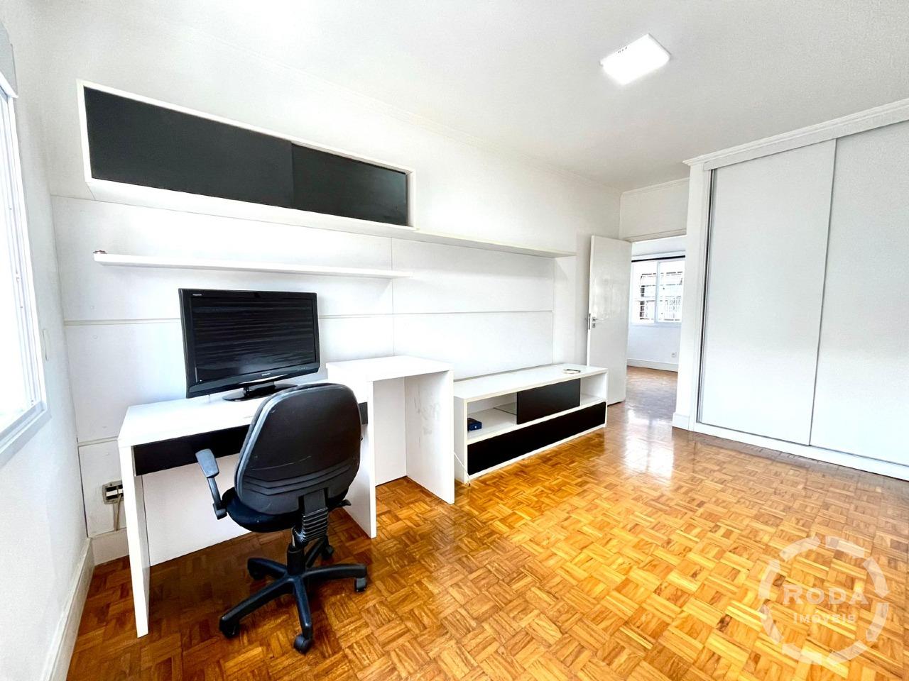 Casa à venda no Ponta da Praia: quarto