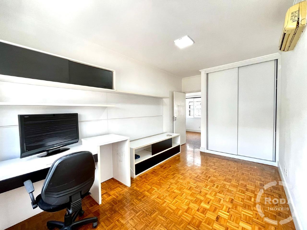 Casa à venda no Ponta da Praia: quarto