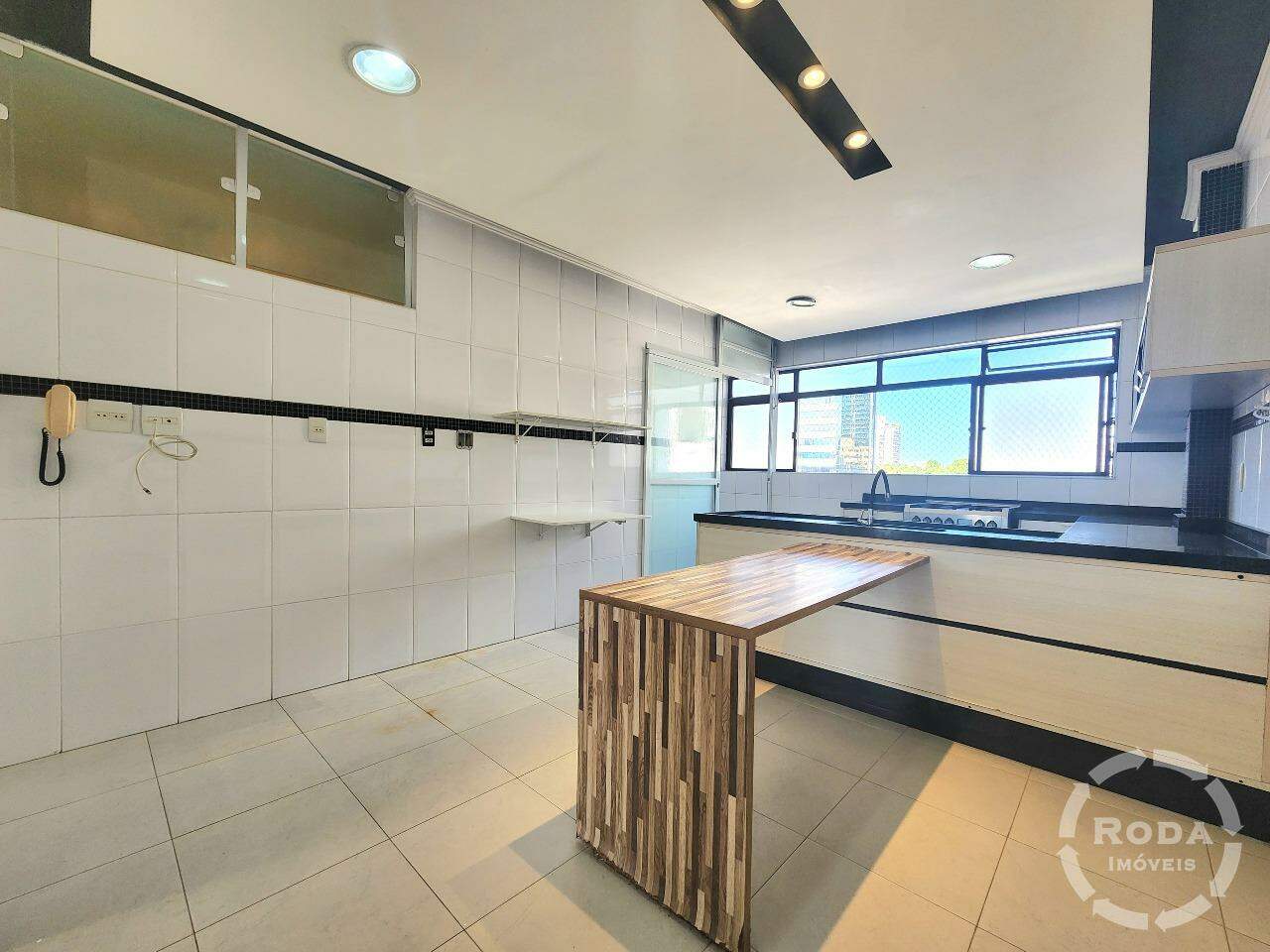 Cobertura Duplex à venda no Embaré: 