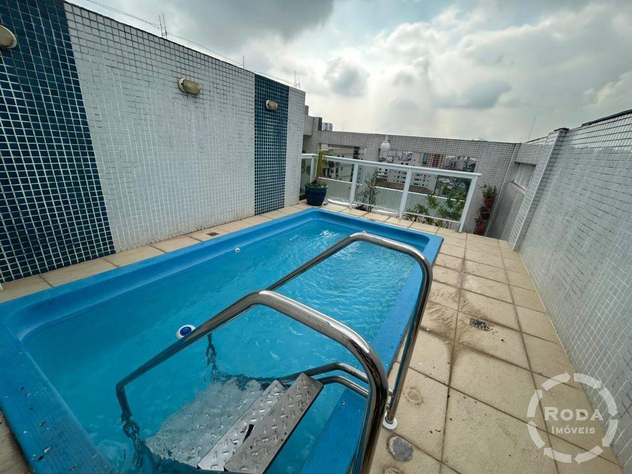 Cobertura Duplex à venda no Embaré: 