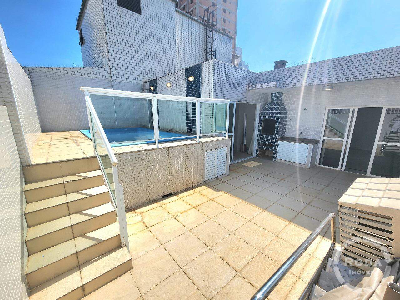 Cobertura Duplex à venda no Embaré: 