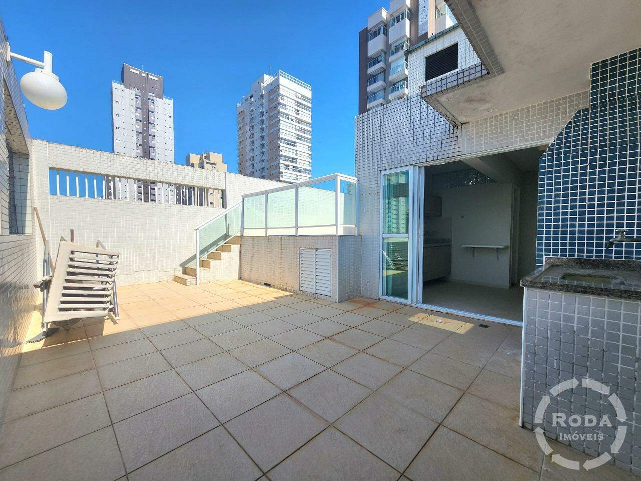 Cobertura Duplex à venda no Embaré: 
