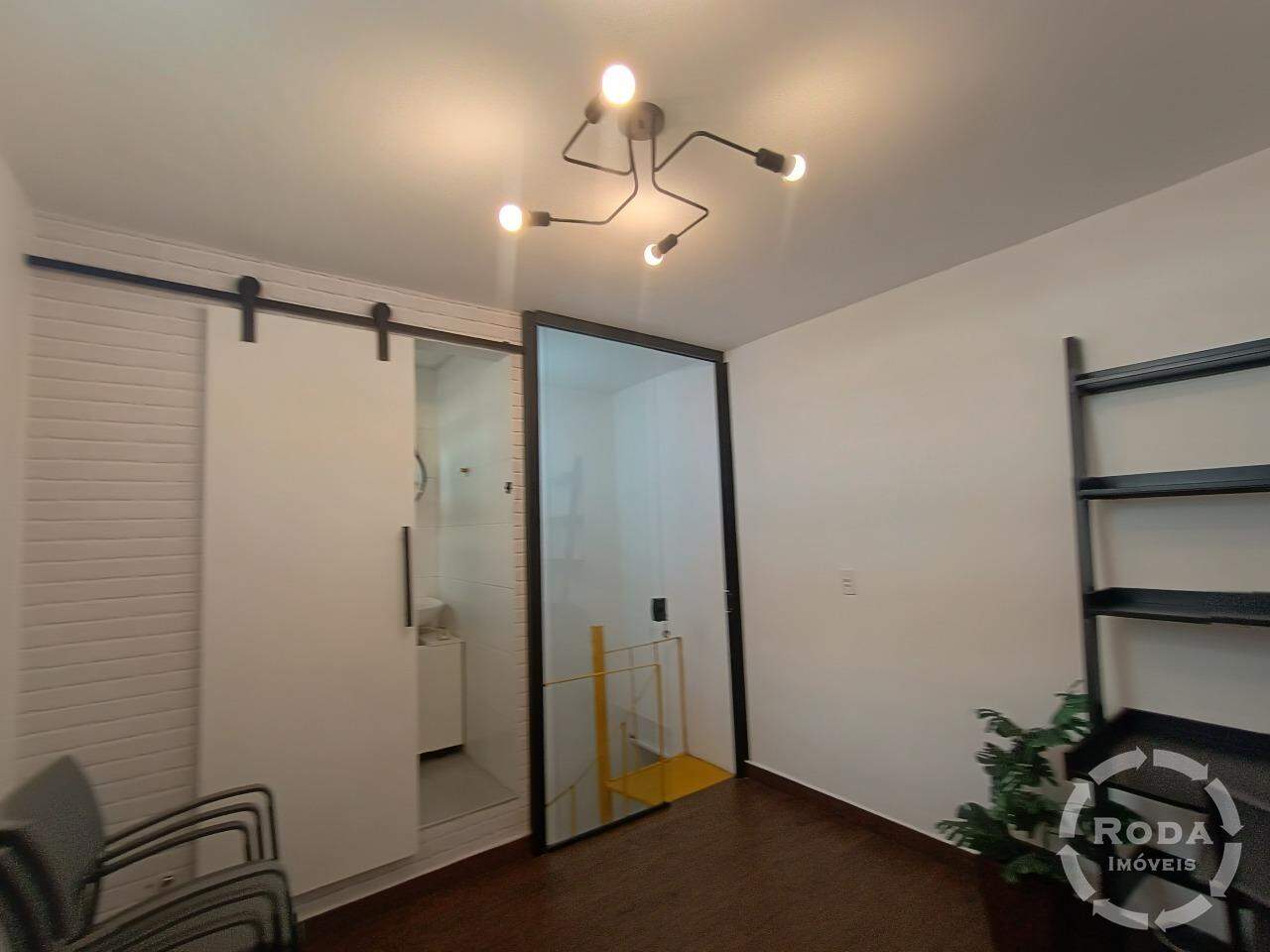 Loja para aluguel no Embaré: 