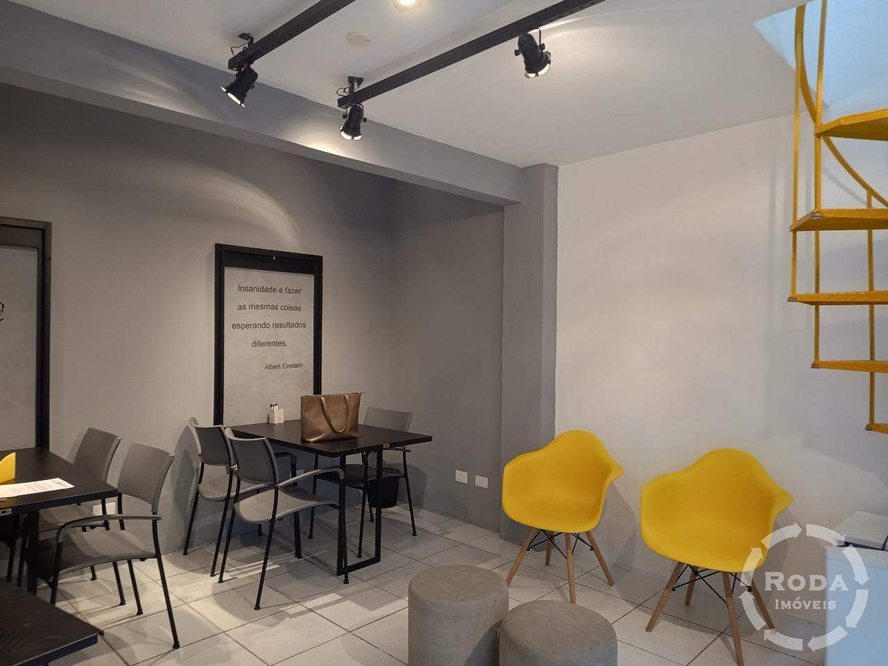 Loja para aluguel no Embaré: 