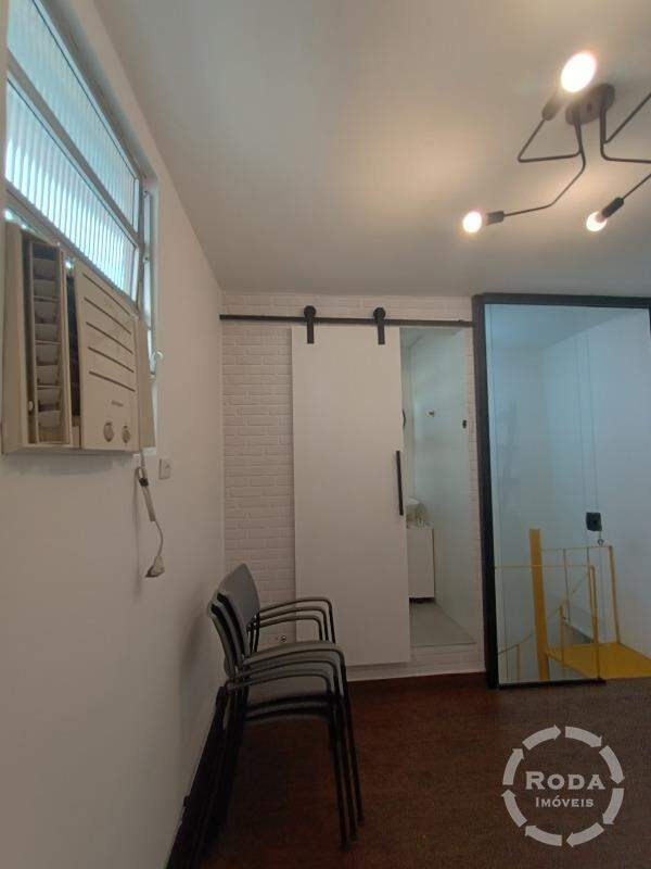 Loja para aluguel no Embaré: 