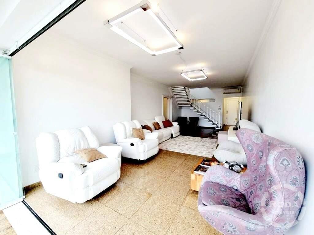 Cobertura à venda no Aparecida: 