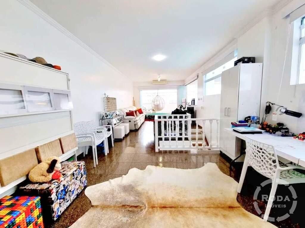 Cobertura à venda no Aparecida: 