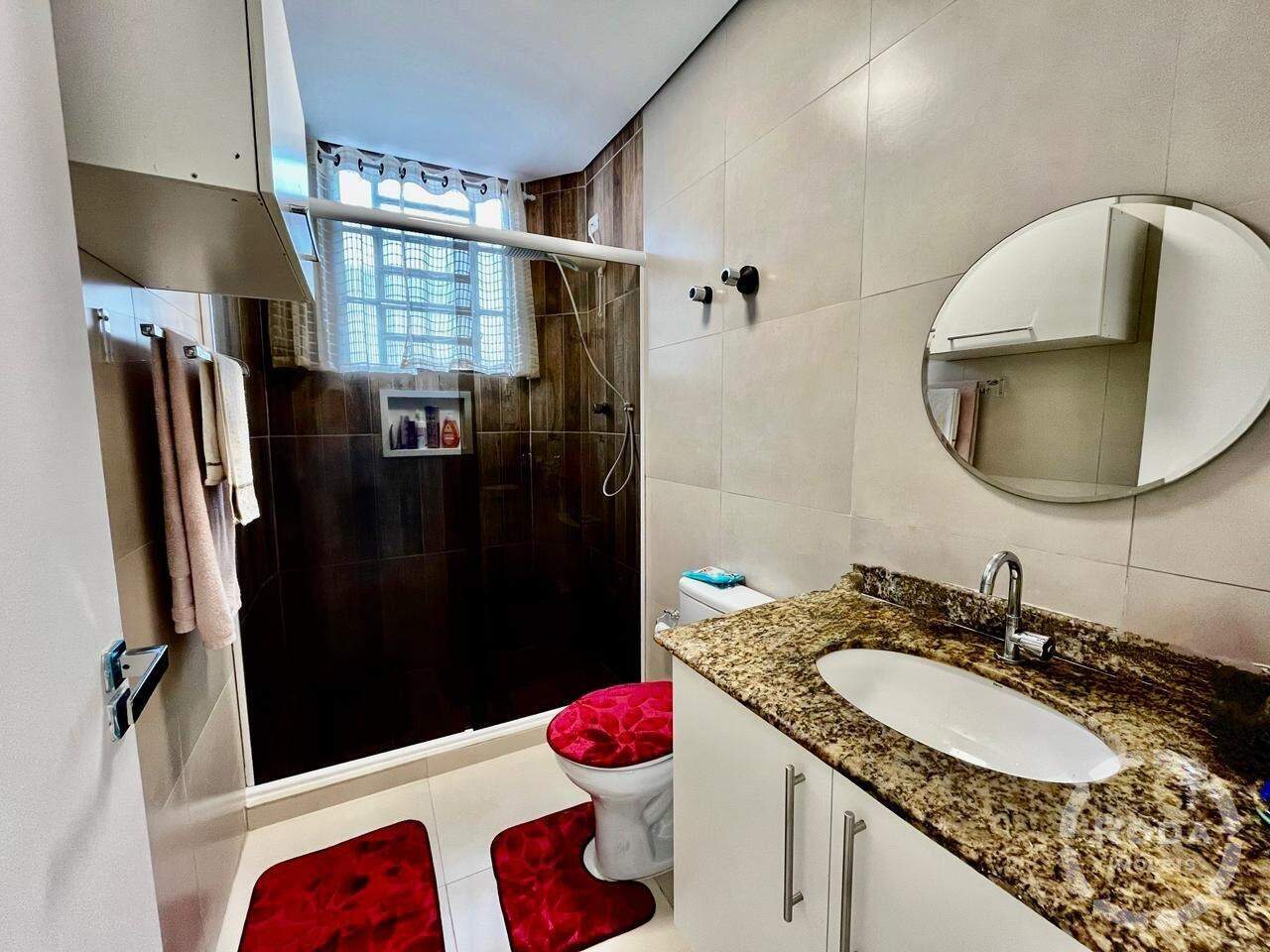 Apartamento à venda no Ponta da Praia: 