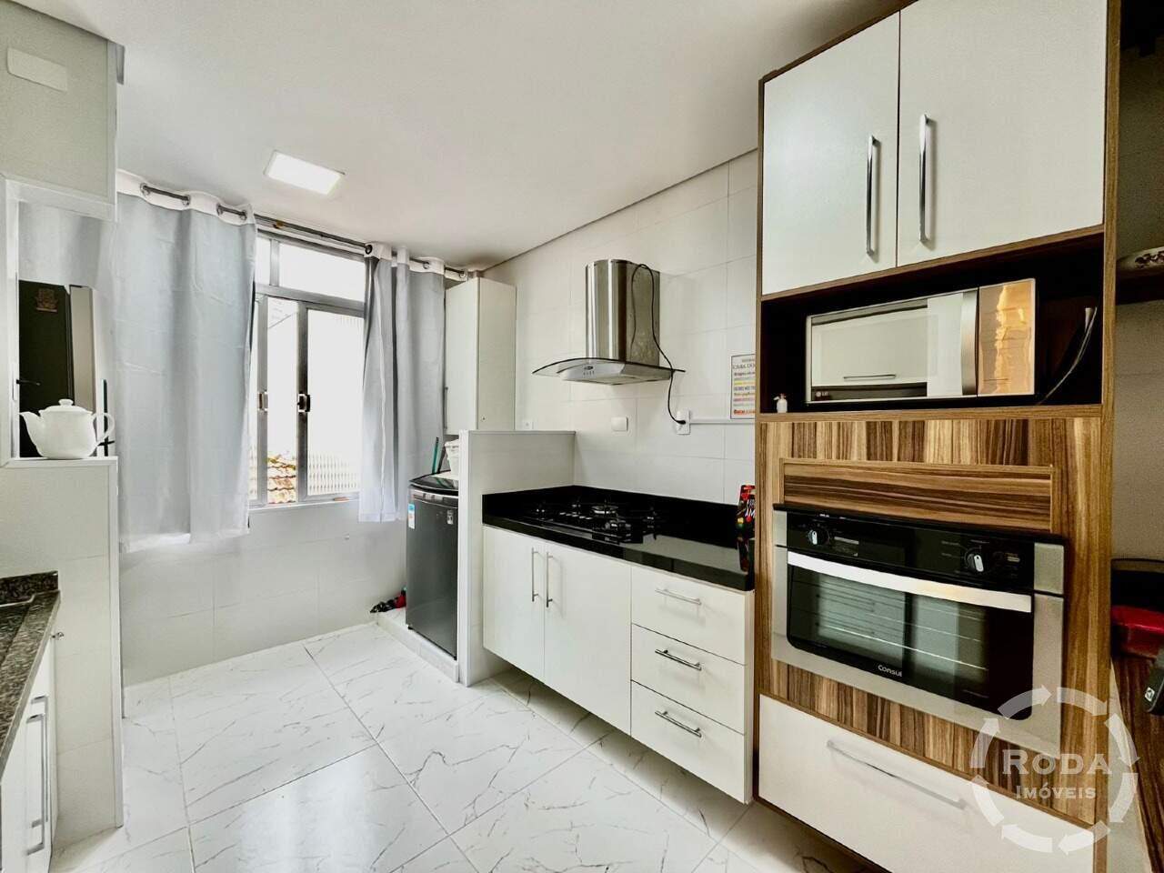 Apartamento à venda no Ponta da Praia: 